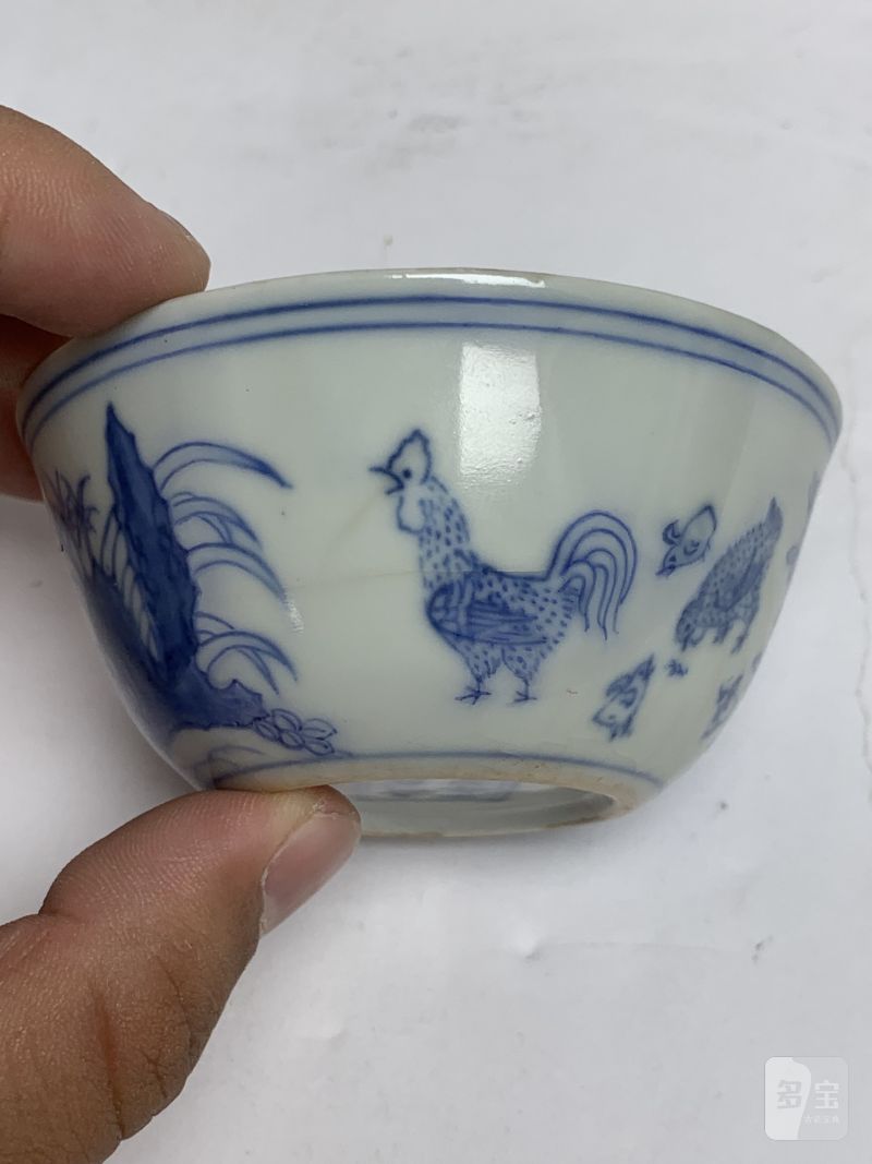 明成化 青花鸡缸杯 - 图6